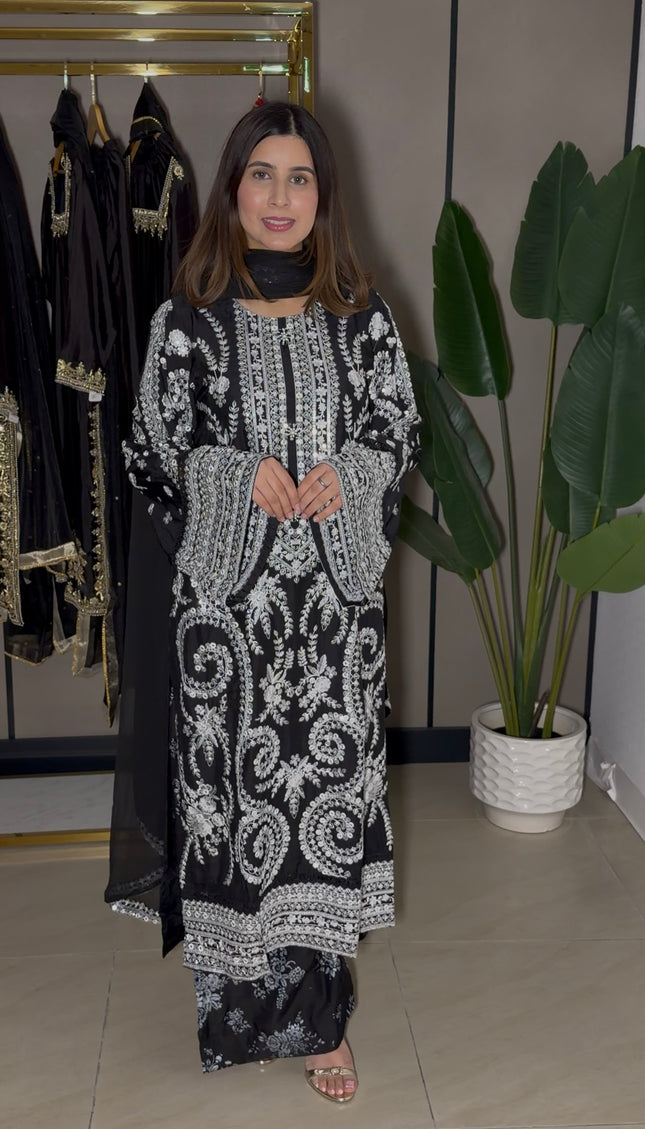 Black and white Embroidered winter outfit