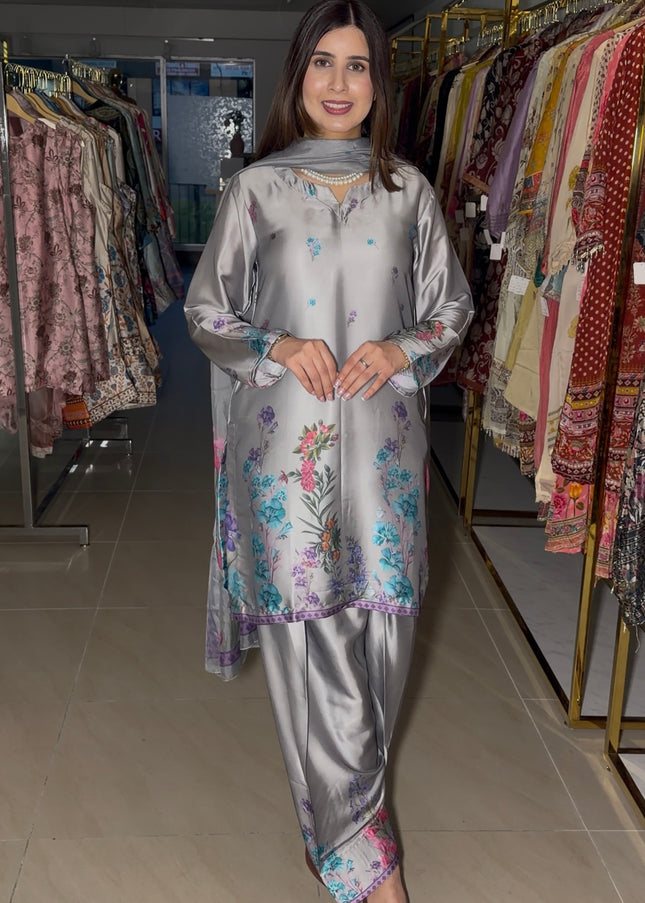 Grey with Blue Flowers Farshi