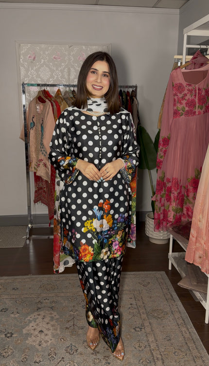 White Black Polka dot 2.0 Farshi Suit