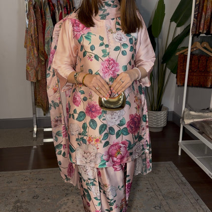 Collection image for: Farshi Printed Suits